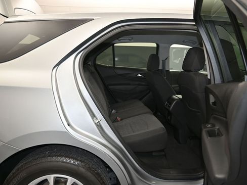 Used 2024 Chevrolet Equinox LT AWD/4WD image 24