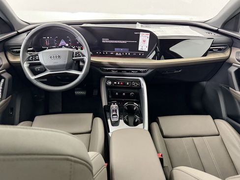 New 2025 Audi Q5 Premium Plus image 16