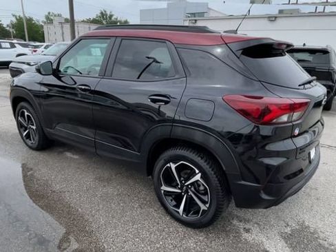 Used 2023 Chevrolet TrailBlazer RS w/ Sun and Liftgate Package AWD/4WD image 8