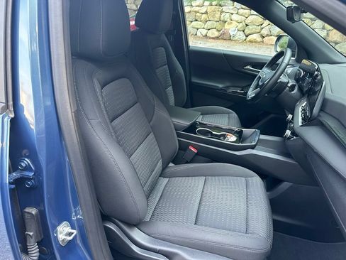 Used 2025 Chevrolet Equinox LT w/ Safety and Technology Package FWD image 29