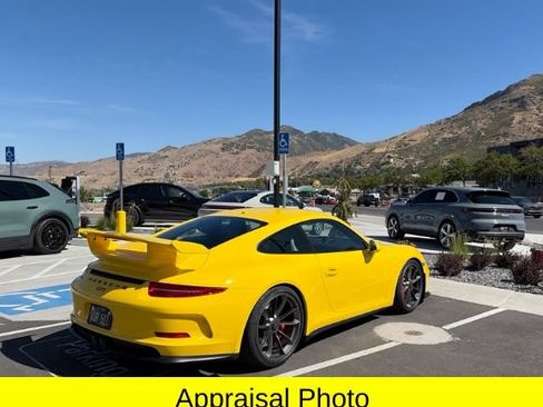 Used 2014 Porsche 911 GT3 RWD image 3