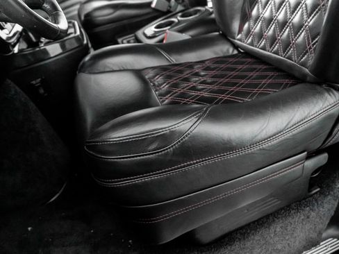 Used 2023 GMC Savana 2500 image 26