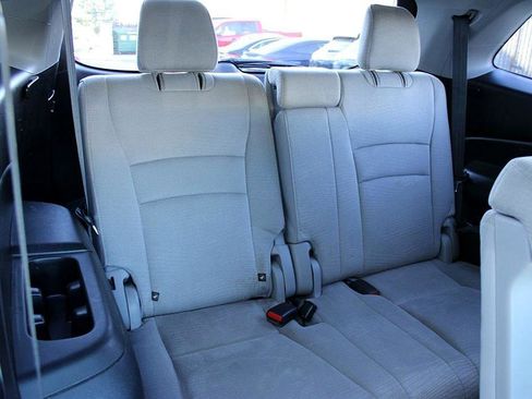 Used 2018 Honda Pilot LX image 21