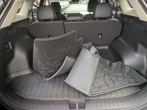 Used 2023 Kia Sportage EX image 23