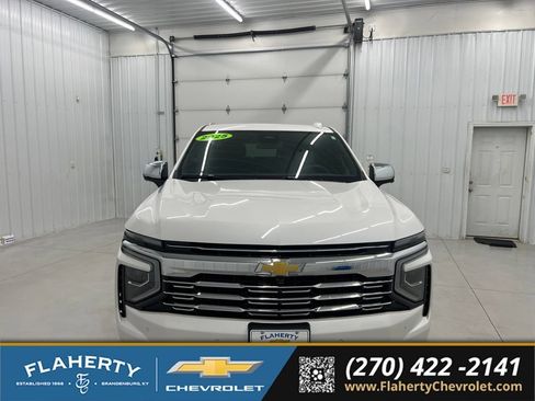 Used 2025 Chevrolet Tahoe Premier RWD image 7