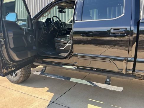 Used 2021 Ford F250 Lariat w/ Lariat Ultimate Package AWD/4WD image 9