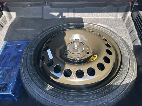 Used 2023 Chevrolet TrailBlazer LT w/ Convenience Package image 40