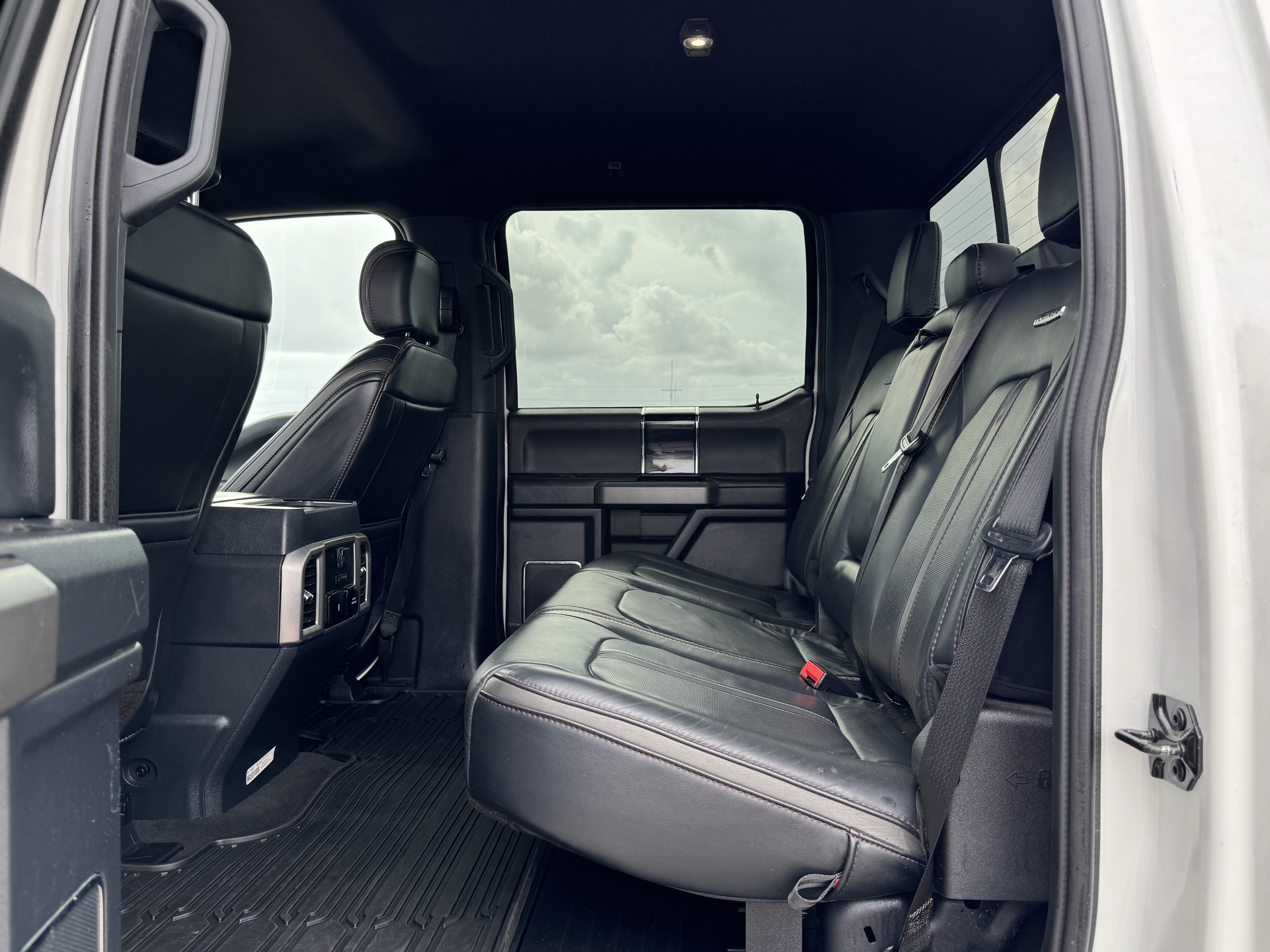 Used 2022 Ford F250 Platinum AWD/4WD image 19