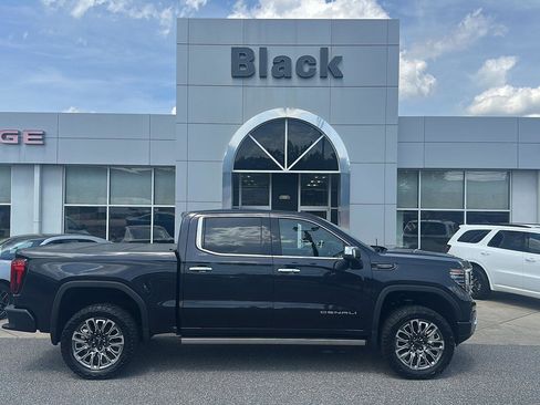 Used 2023 GMC Sierra 1500 Denali Ultimate image 2