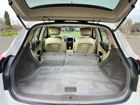 Used 2014 INFINITI QX50 Journey w/ Premium Package AWD/4WD image 14
