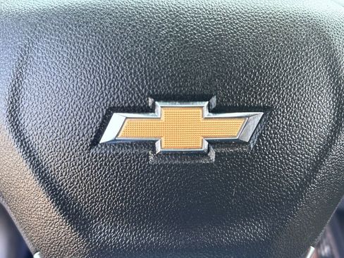 Used 2023 Chevrolet TrailBlazer ACTIV FWD image 23