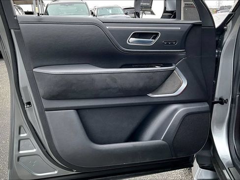 Certified 2025 INFINITI QX80 Sensory AWD/4WD image 25