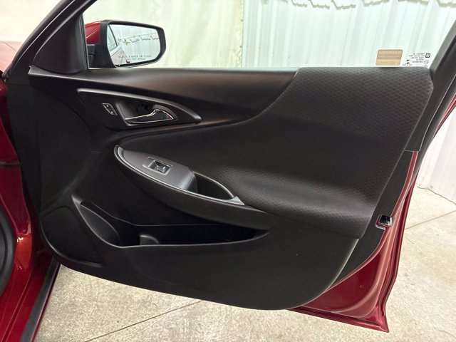 Used 2023 Chevrolet Malibu LT FWD image 23