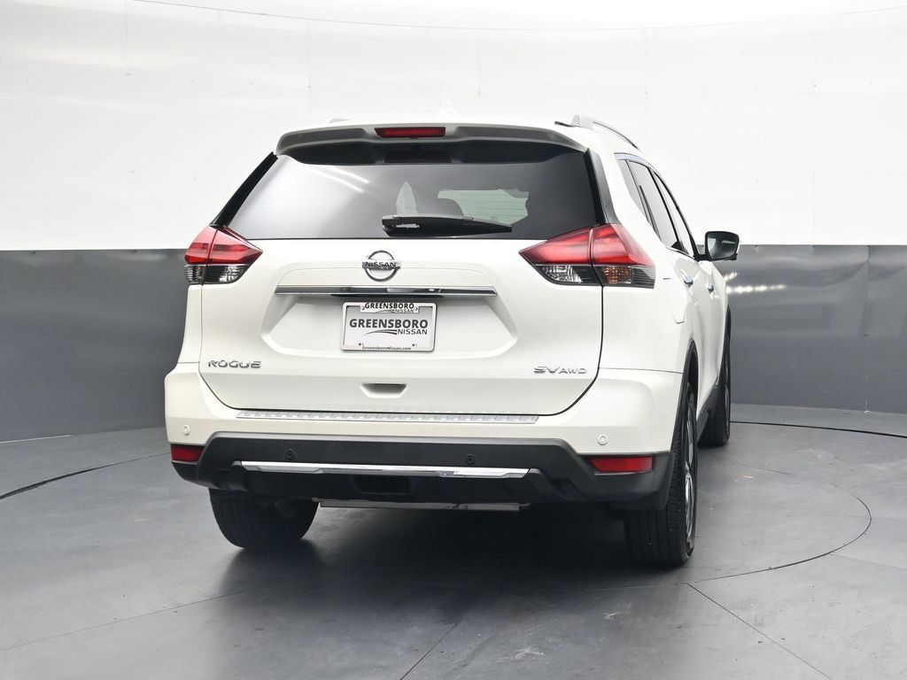 Used 2020 Nissan Rogue SV w/ Premium Package AWD/4WD image 7