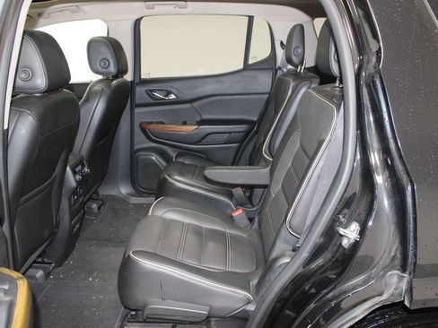 Used 2017 GMC Acadia Denali image 18