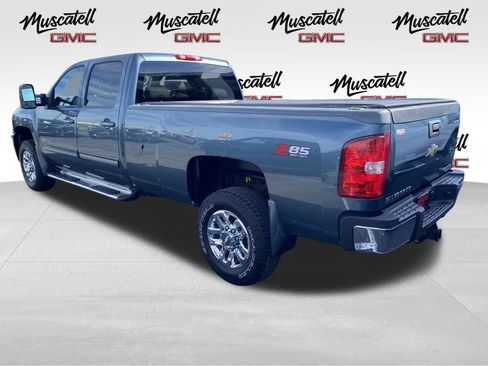 Used 2011 Chevrolet Silverado 3500 LTZ AWD/4WD image 4