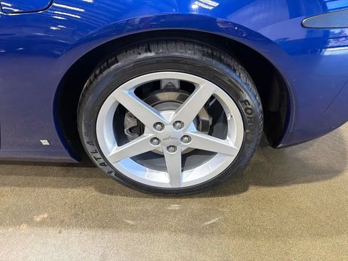 Used 2006 Chevrolet Corvette Coupe RWD image 91