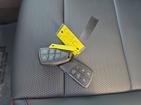 New 2025 Chevrolet Silverado EV RST image 9