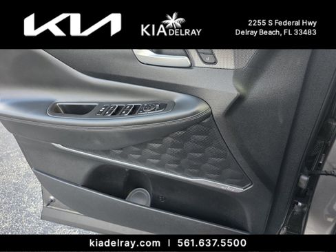 Used 2020 Hyundai Santa Fe Limited image 29