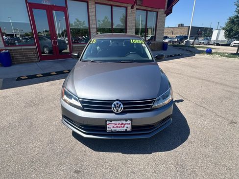 Used 2015 Volkswagen Jetta S FWD image 2