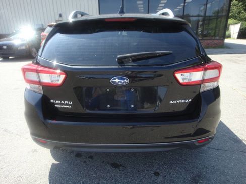 Used 2019 Subaru Impreza 2.0i Limited image 5