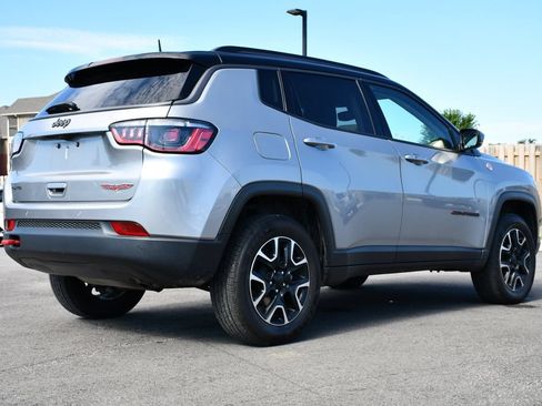 Used 2021 Jeep Compass Trailhawk AWD/4WD image 7