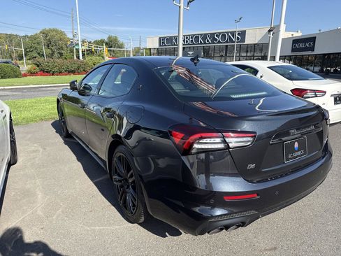 Used 2022 Maserati Ghibli Modena Q4 image 6