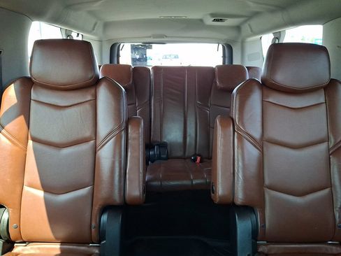 Used 2016 Cadillac Escalade ESV Premium AWD/4WD image 20