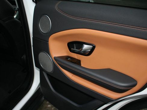 Used 2016 Land Rover Range Rover Evoque HSE Dynamic image 26