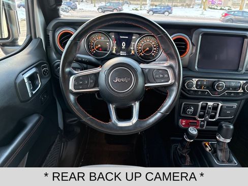 Used 2023 Jeep Gladiator Mojave w/ Cold Weather Group image 13