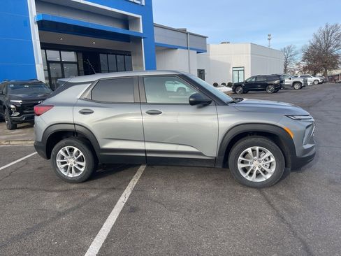New 2026 Chevrolet TrailBlazer LS w/ LS Convenience Package image 2