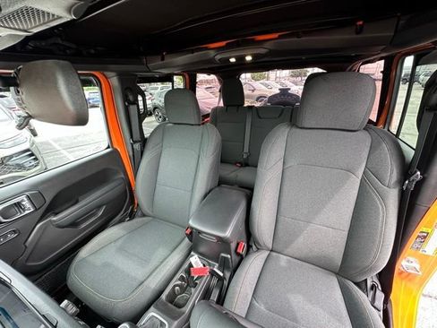 Used 2025 Jeep Wrangler Unlimited Sport AWD/4WD image 27