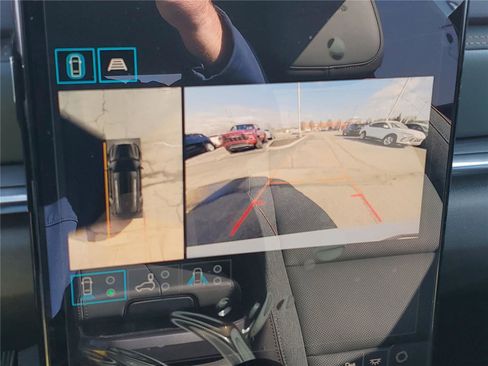 New 2026 GMC Terrain AT4 w/ Convenience Package III image 29