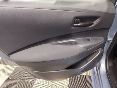 Used 2023 Toyota Corolla LE image 9