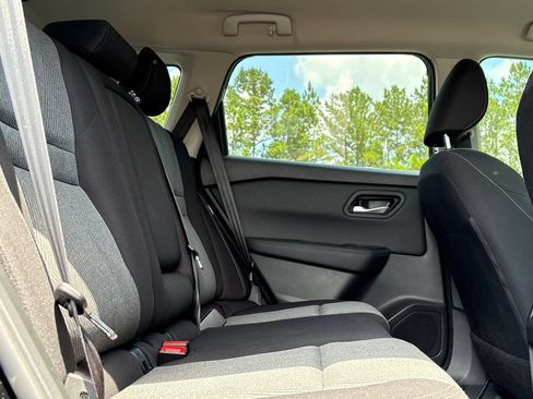 Used 2026 Nissan Rogue SV w/ Cold Weather Package FWD image 33