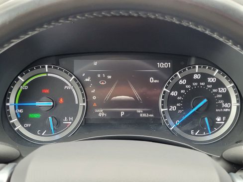 Used 2021 Toyota Highlander XLE image 18