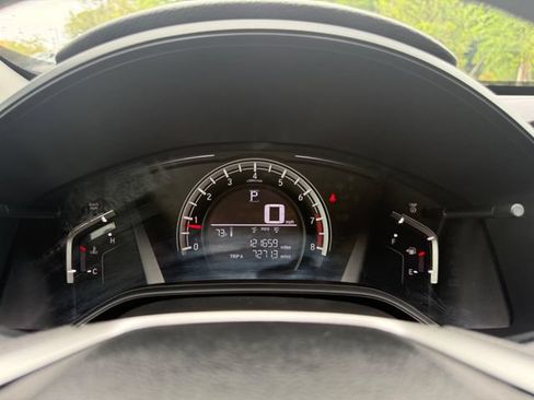Used 2018 Honda CR-V LX image 10