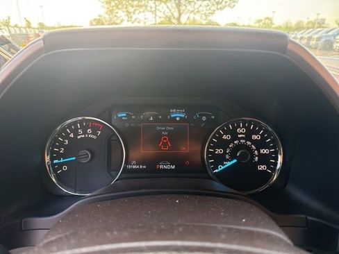 Used 2019 Ford F150 King Ranch w/ Equipment Group 601A Luxury AWD/4WD image 17