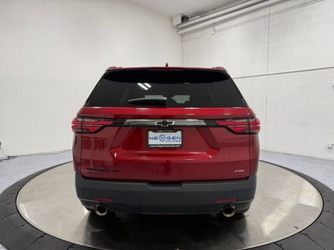 Used 2023 Chevrolet Traverse RS image 6
