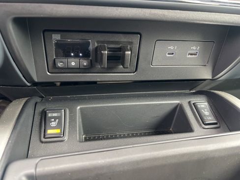 Certified 2024 Nissan Titan SV w/ SV Convenience Package image 57