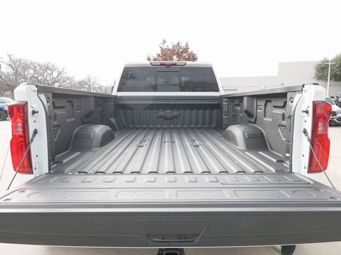 Used 2026 Chevrolet Silverado 3500 High Country w/ High Country Premium Package image 5