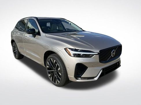 New 2026 Volvo XC60 B5 Ultra w/ Climate Package image 2