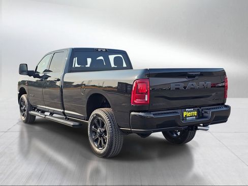 New 2025 RAM 2500 Big Horn AWD/4WD image 4