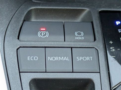 Used 2019 Toyota RAV4 XLE image 24