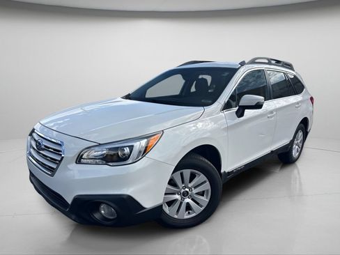 Used 2016 Subaru Outback 2.5i Premium AWD/4WD image 15