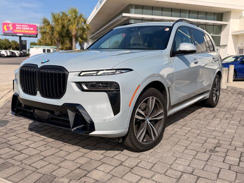 Used 2024 BMW X7 xDrive40i w/ Executive Package AWD/4WD image 1