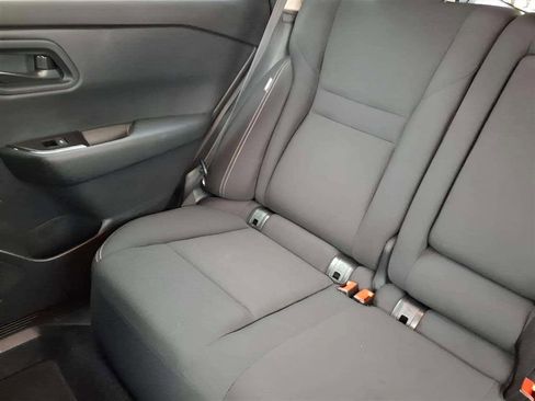 Used 2025 Nissan Rogue S image 16