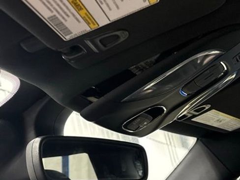 Used 2025 Chevrolet Colorado Z71 w/ Technology Package image 39