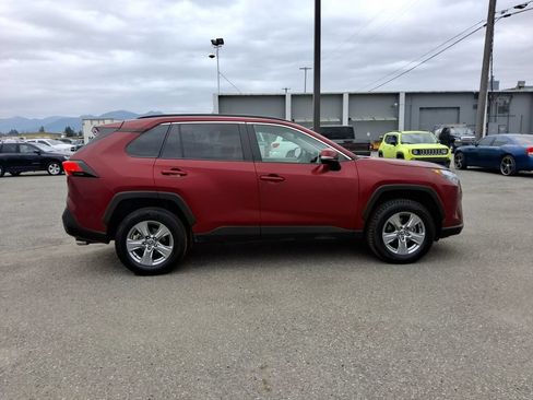 Used 2023 Toyota RAV4 XLE FWD image 9