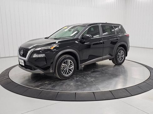 Used 2023 Nissan Rogue S AWD/4WD image 1